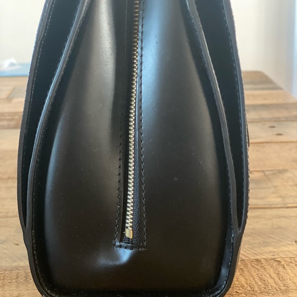 Louis Vuitton Epi Pont Neuf Handle Bag - Picture 6 of 14